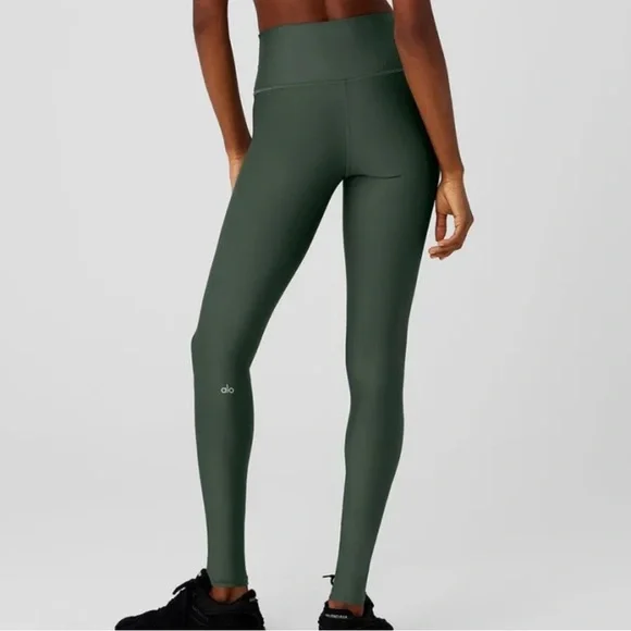 NWOT alo yoga leggings - Picture 5 of 6